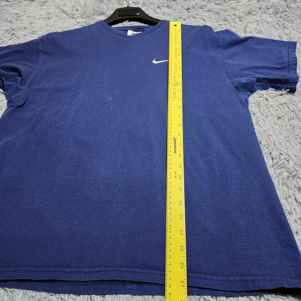 Nike vintage tshirt